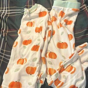 Jessica Simpson Orange Pumpkin Kids Pajamas